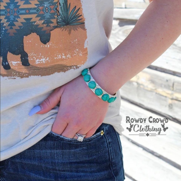 Stagecoach Cuff Bracelet - Turquoise - Picture 2 of 3